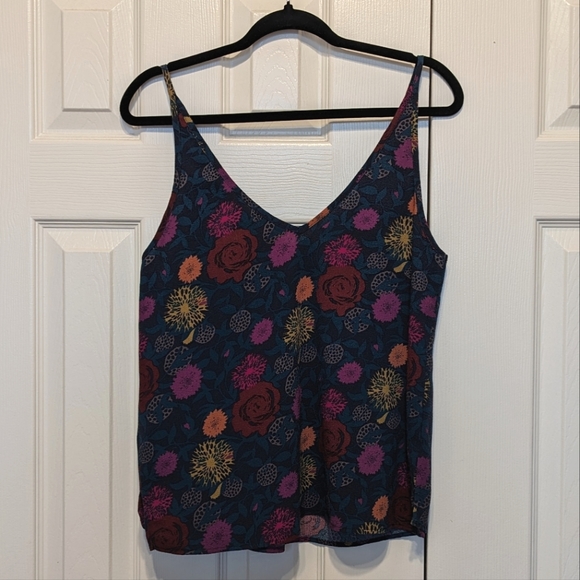 American Apparel sleeveless blouse - Picture 2 of 6